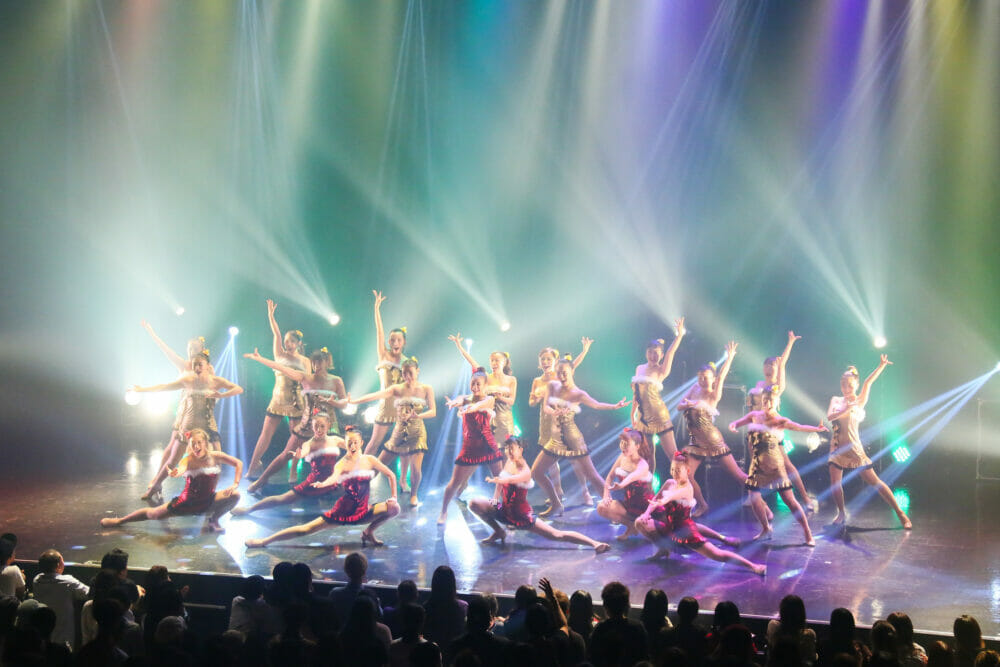 18年度 ダンス公演hana Kotobaレポート公開 ダンス 芸能専門学校 Tokyo Steps Arts